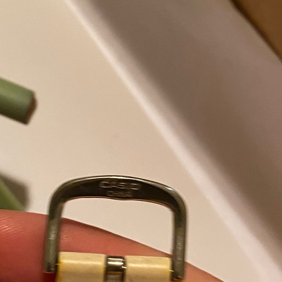 The new G-SHOCK S Series GMAS130 ladies watch - Picture 8 of 8